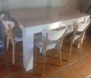 Mesa Extensível de /8 lugares com 4 cadeiras