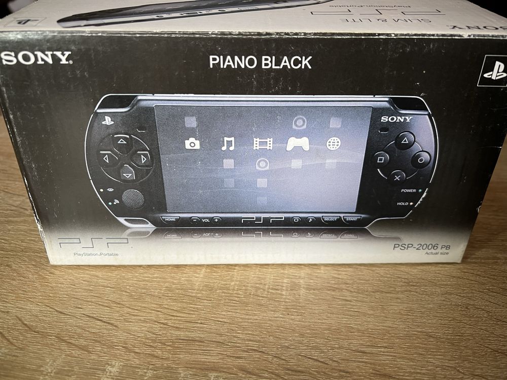 Продам PSP 2000 в хорошому стані.