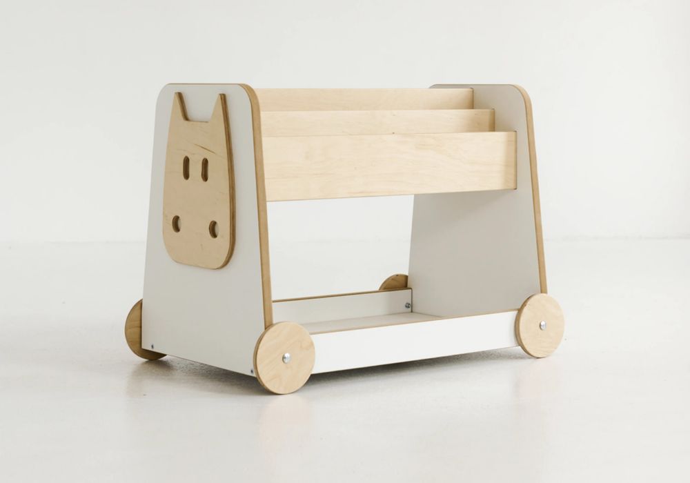 Drewniany regal dzieciecy na ksiazki na kolkach Babywood