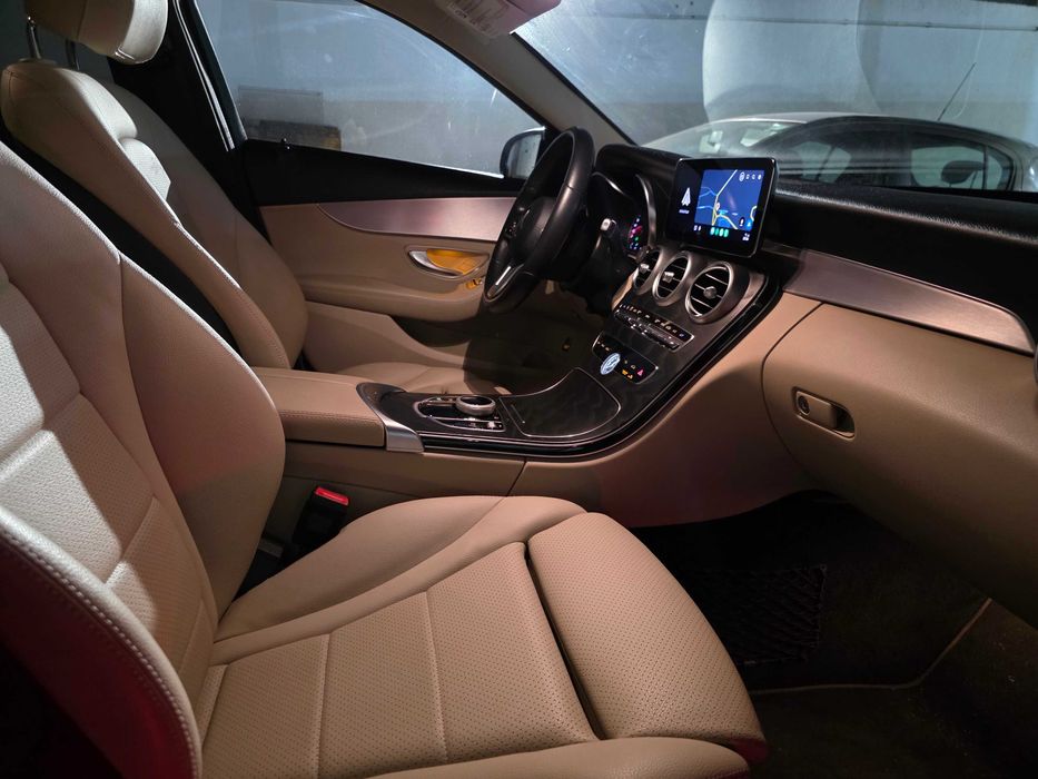 MERCEDES-BENZ C-CLASS  C220d