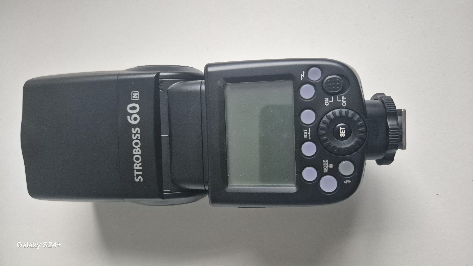 Quadralite Stroboss 60  N pod system Nikon