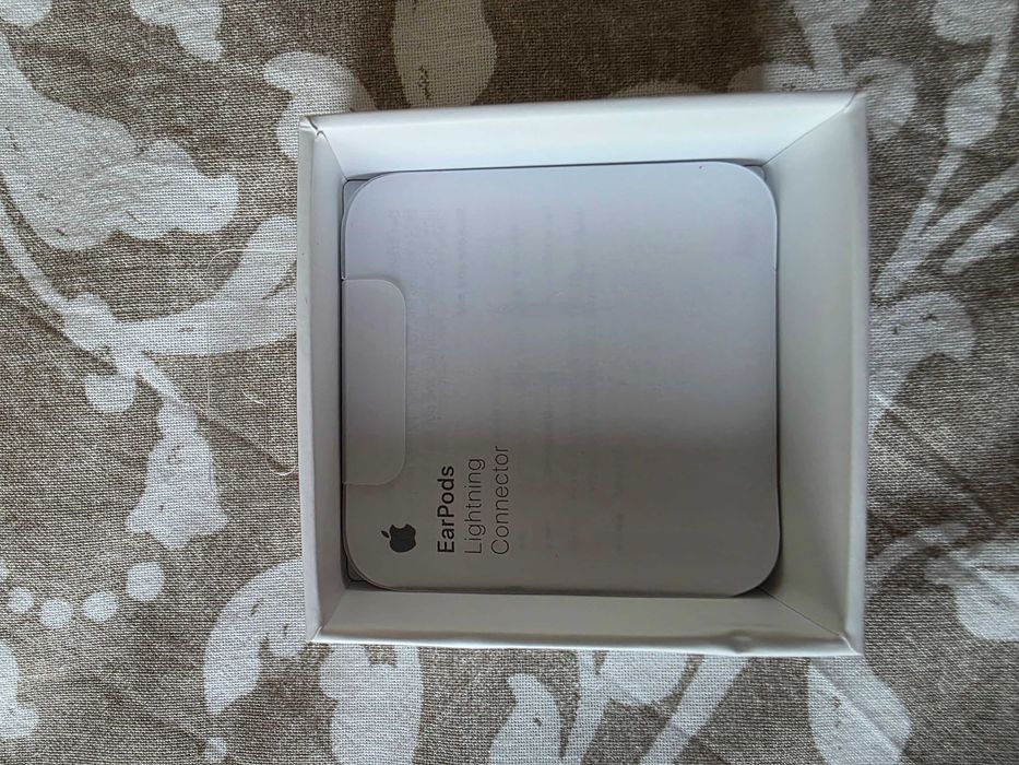 Apple EarPods - iPhone / iPad
