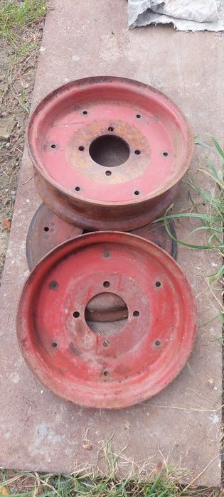 Felgi skręcane   do traktora wóza