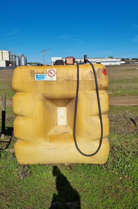 Depósito gasóleo 2000 litros