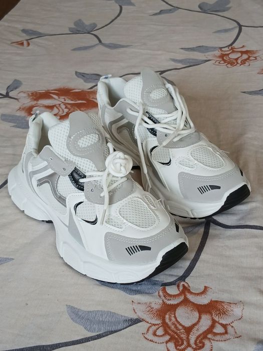 Ténis novo original