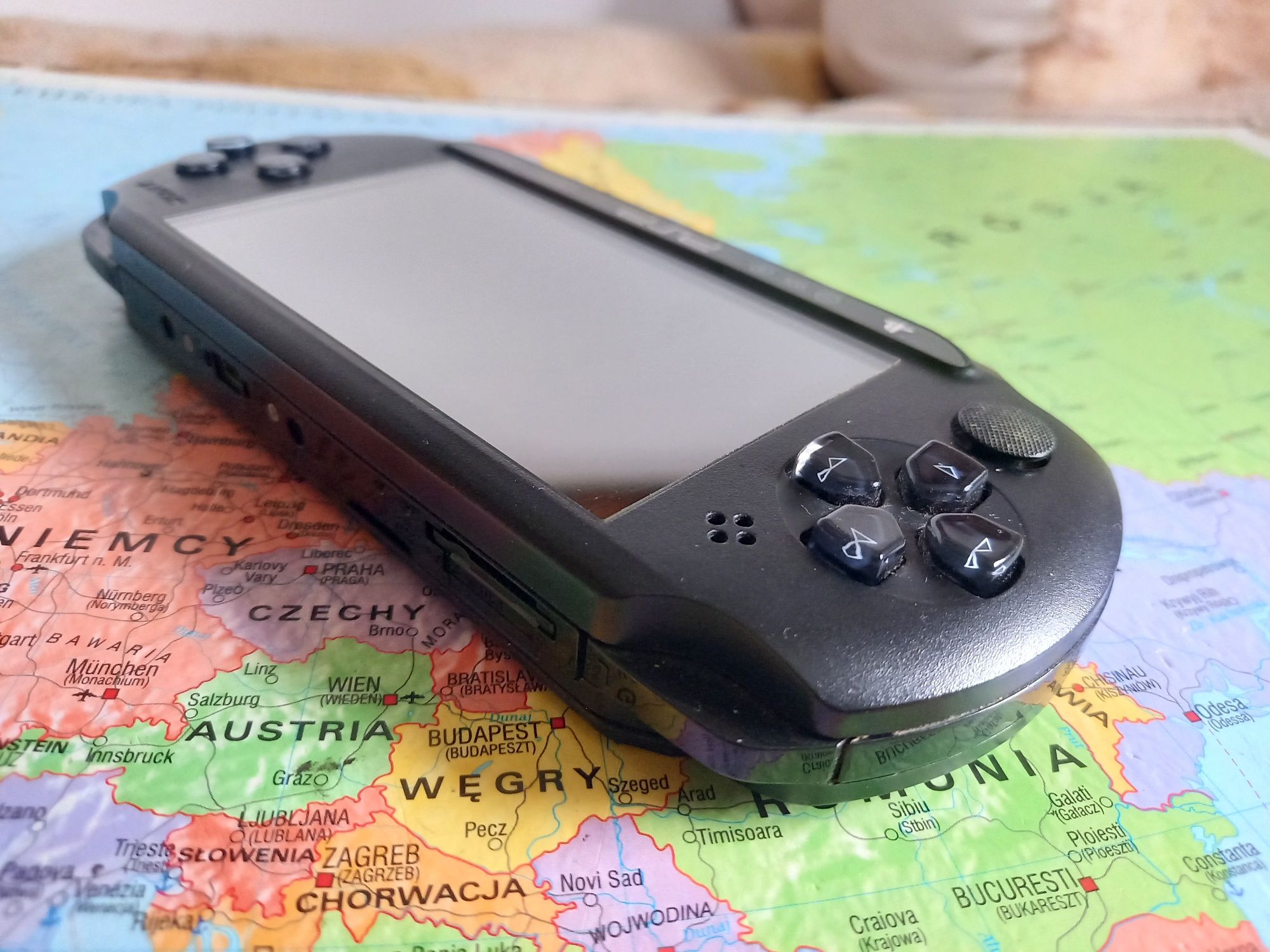 Konsola Sony psp Street 1004 4gb 25 gier
