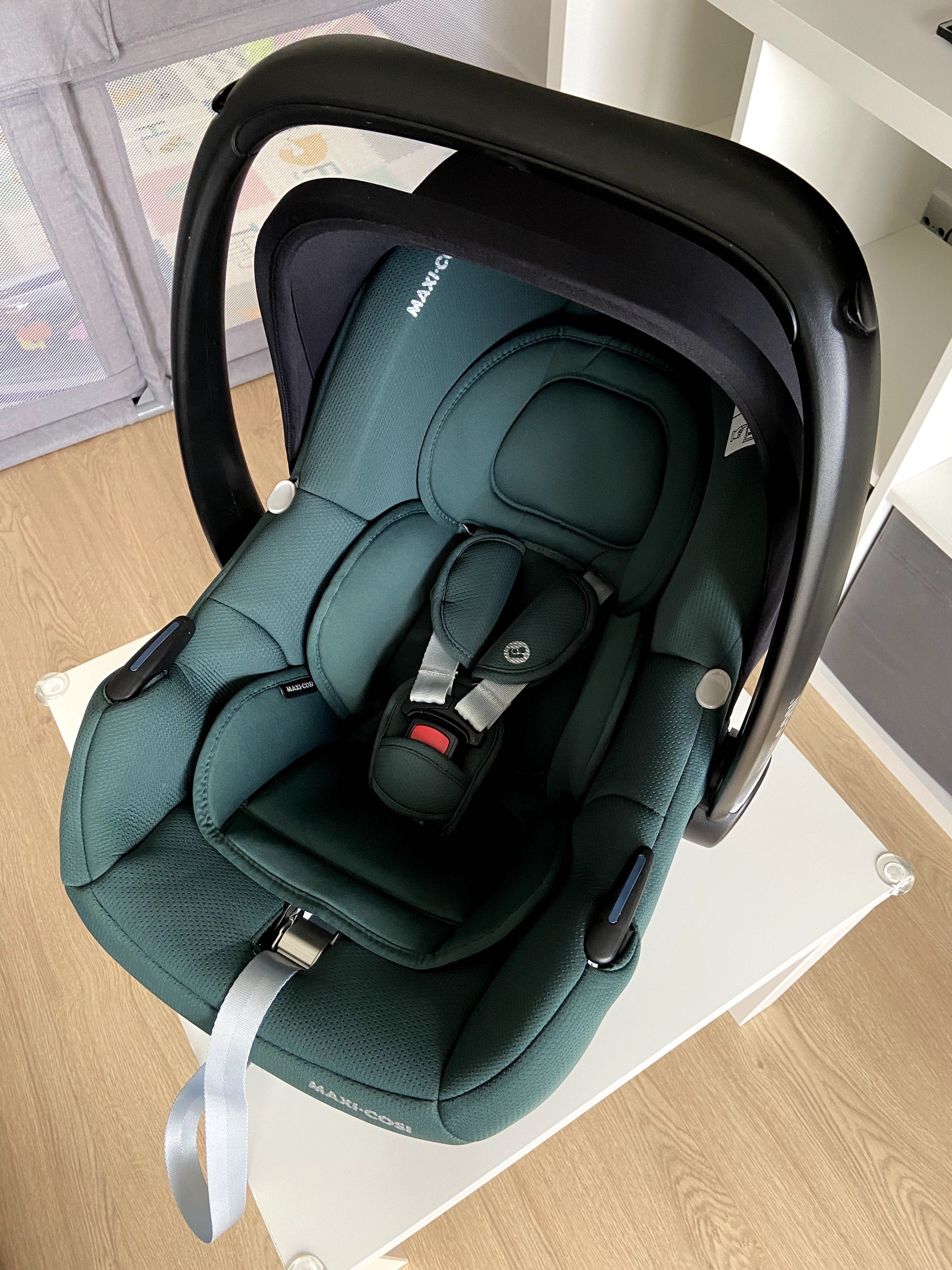 Ovos/Babycoques Maxi-Cosi CabrioFix i-Size e adaptadores - como novos