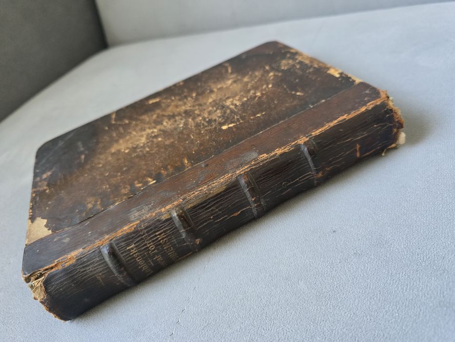 Łubieński w twardej Oprawie