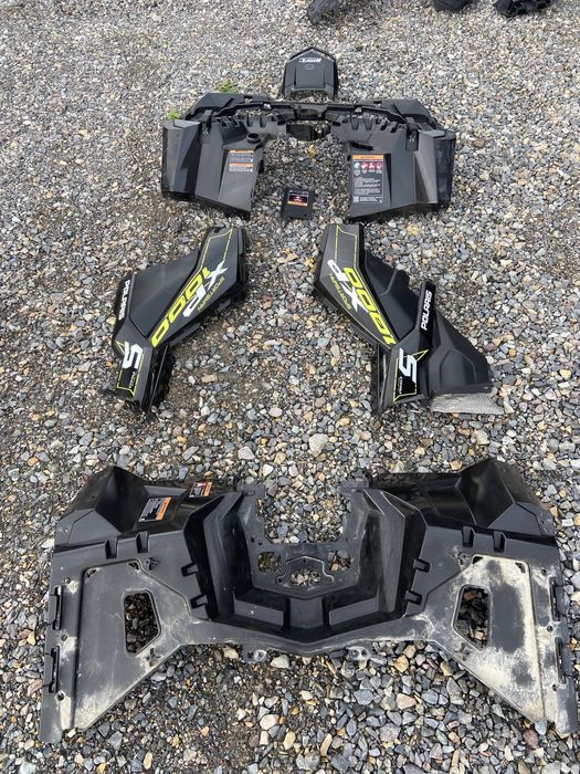 Plastiki owiewki osłony obudowy boczek Polaris sportsman xp  1000S gri