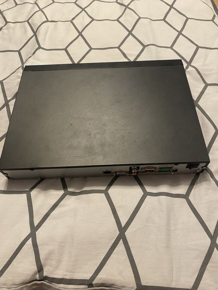 Rejestrator sieciowy BCS-NVR16025ME 16 kanalowy IP obslugujacy do 5MPX