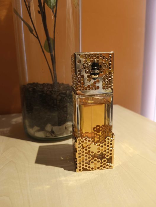 Lattafa Atheeri EDP