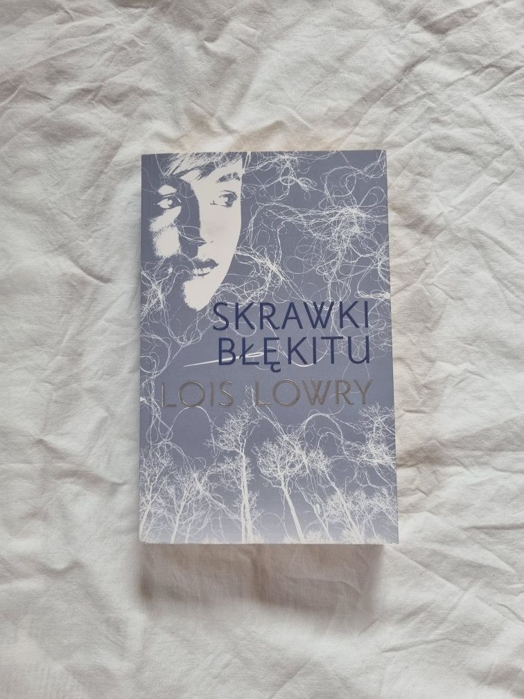 "Dawca" + "Skrawki Błękitu" Lois Lowry