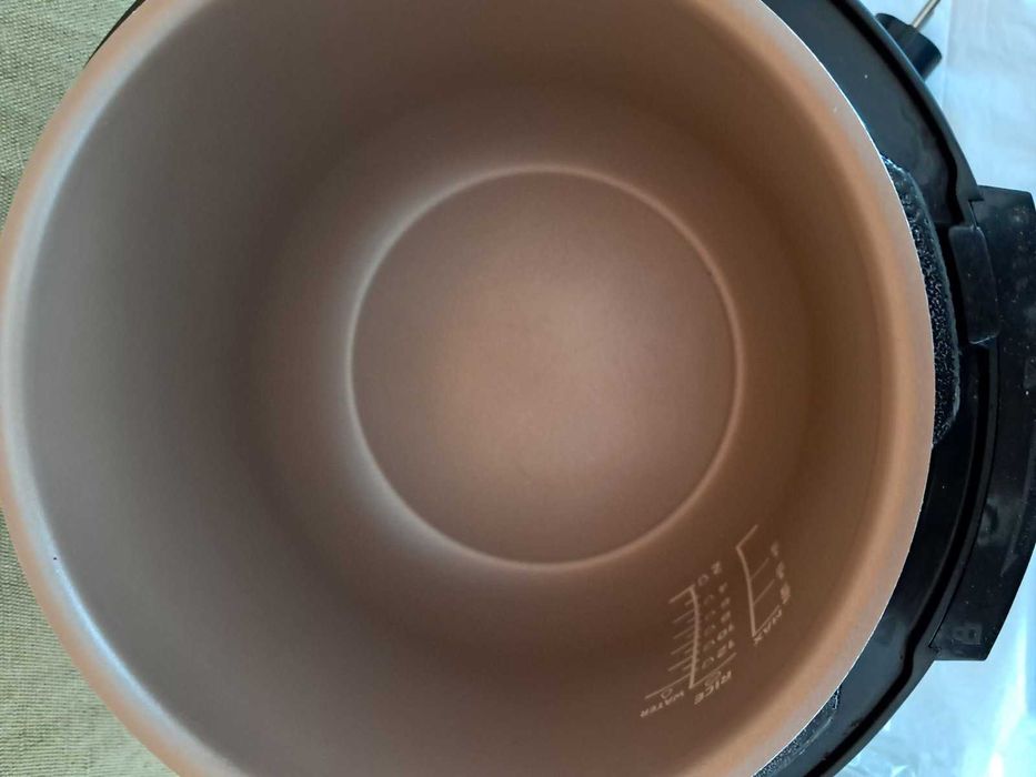 продаю мультиварку-скороварку PHILIPS HD-2178 б\у в хорошем состоянии