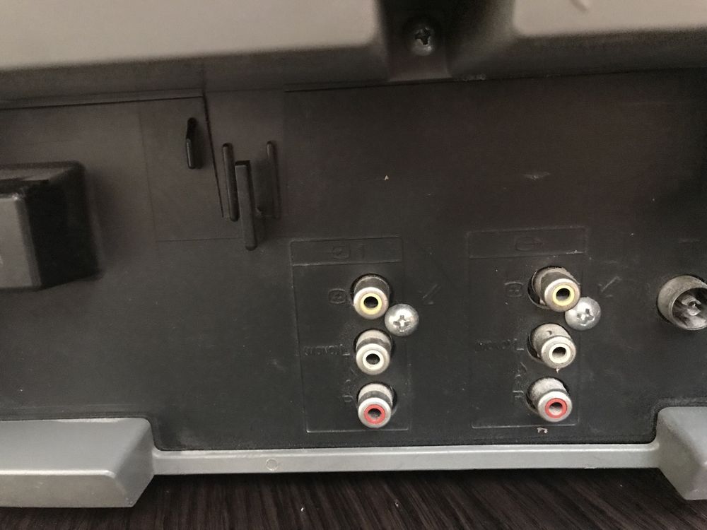Телевізо Sony(51 по діагоналі) Trinitron KV-BT212 M81 в хорошому стані
