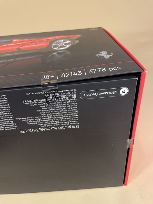 Zestaw Lego Ferrari Daytona SP3 42143 nowy, pudełko w idealnym stanie