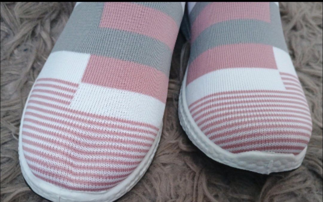Buty damskie sportowe skarpetkowe r. 37