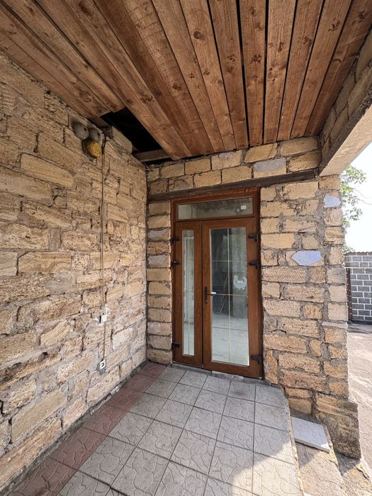 Продаж 2-х будинків у Великій Коренихі по ціні одного!