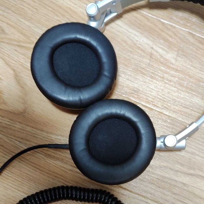 Phones Sony MDR-Z700