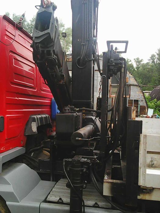 Грузовые перевозки с прицепом Киев 10 - 20 т  Оренда Манипулятор