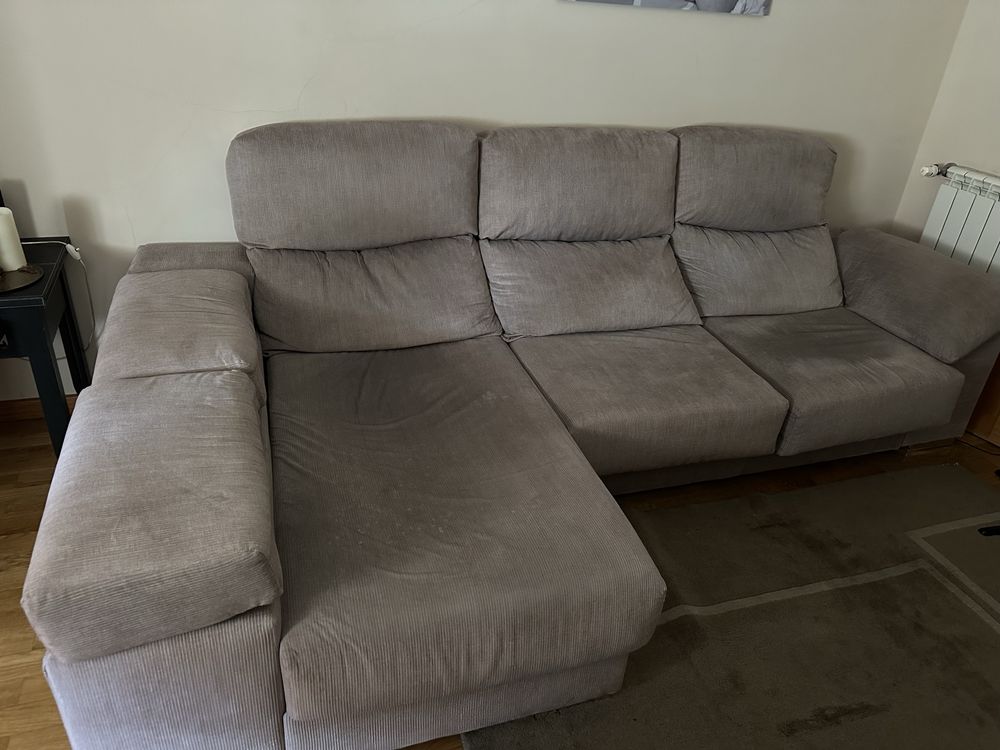 Sofa com Chaise Long