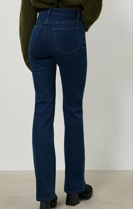 Нові жіночі джинси 36