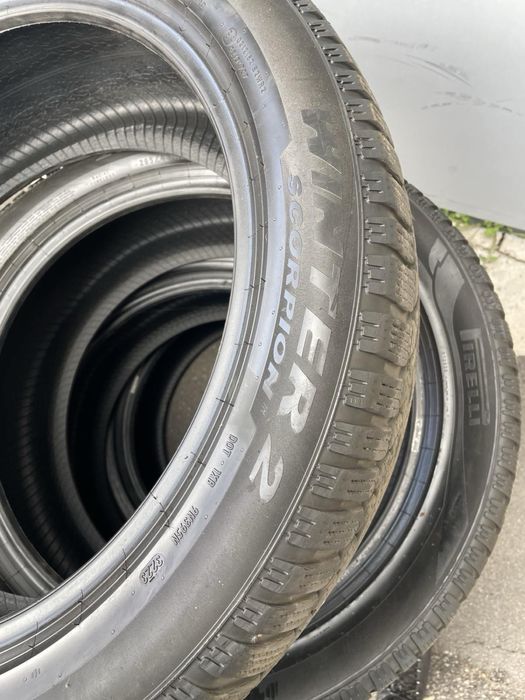 Продам зимові шини Pirelli winter scorpion 23 року 285/45/R 21