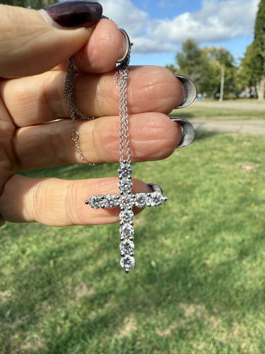 Хрестик з діамантами 1,86 карат