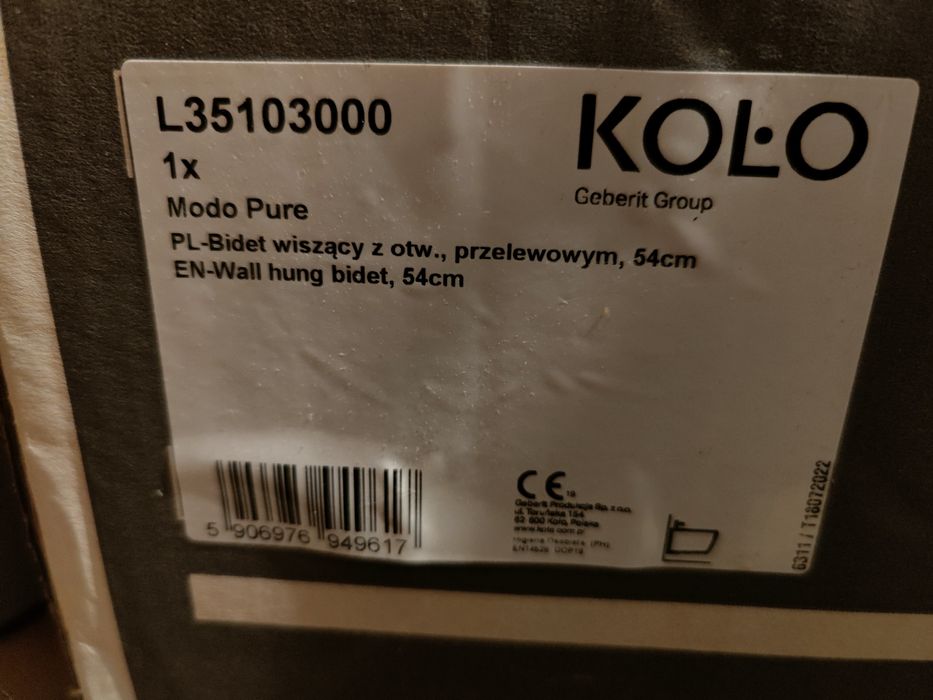 bidet wiszący koło modo pure