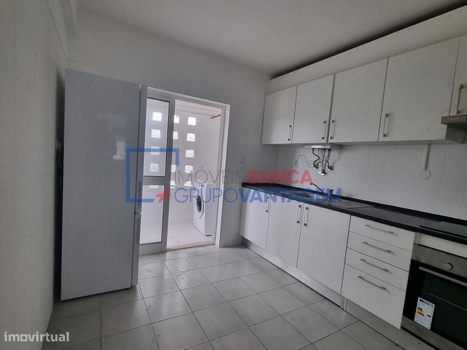 Apartamento T3 - 79M2 - Carnaxide