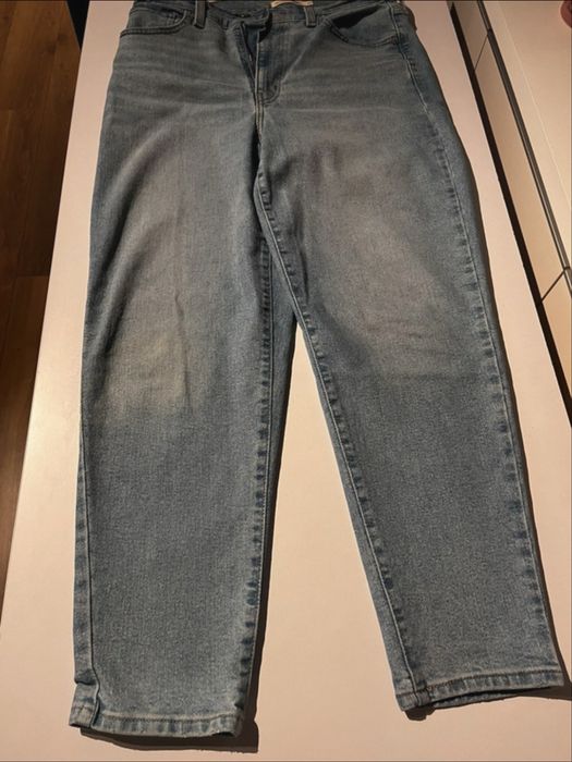 Spodnie Levis Mom Jeans Nowe