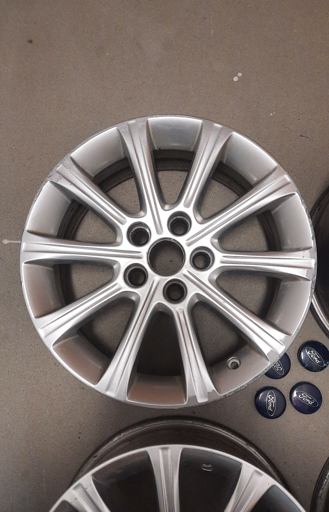 Alufelgi 16" 5x108 Ford Mondeo Mk4/Focus Mk3 + czujniki + dekle