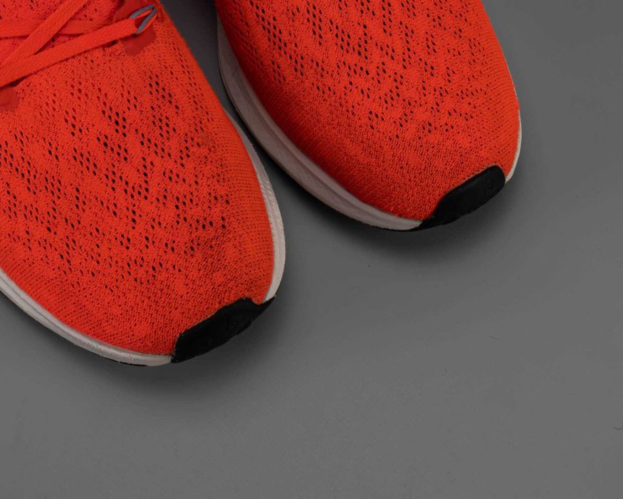Яркие беговые кроссовки Nike Zoom Pegasus 36.45 размер