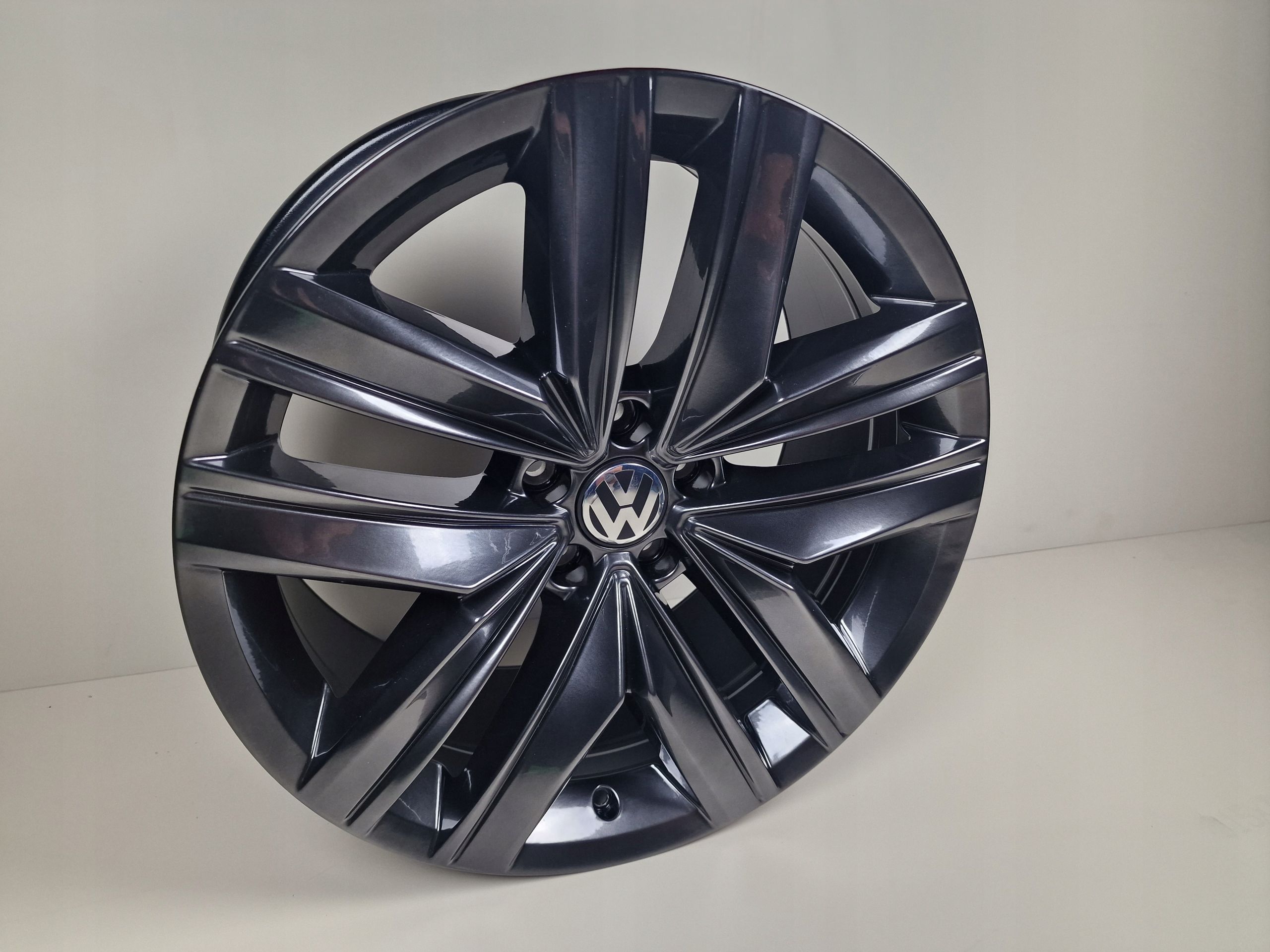 Oryginalne Felgi Volkswagen 19 Touareg Audi Q7