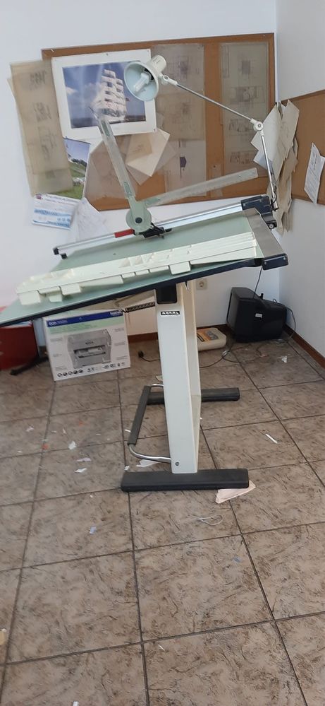 Estirador Arnal profissional