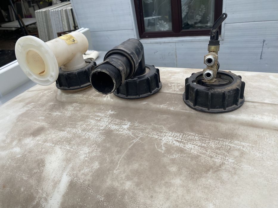 Pusty zbiornik po oleju opałowym Roth 1500l