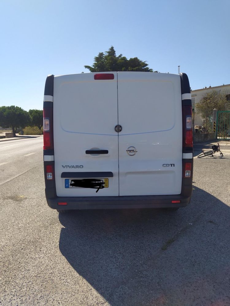 Vendo carrinha Opel Vivaro 1.6 CDTI