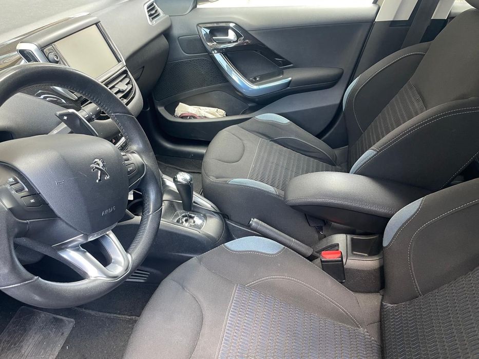 Peugeot 208 1.6hdi Allure Caixa Automática