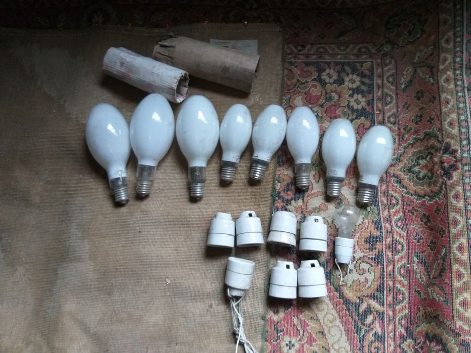 Лампи і цоколі керамічні