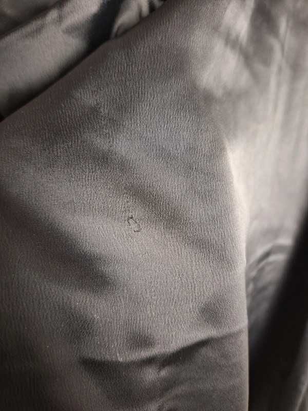 Satynowa atłasowa czarna bluzka z długimi bufiastymi rękawami 38 10 M