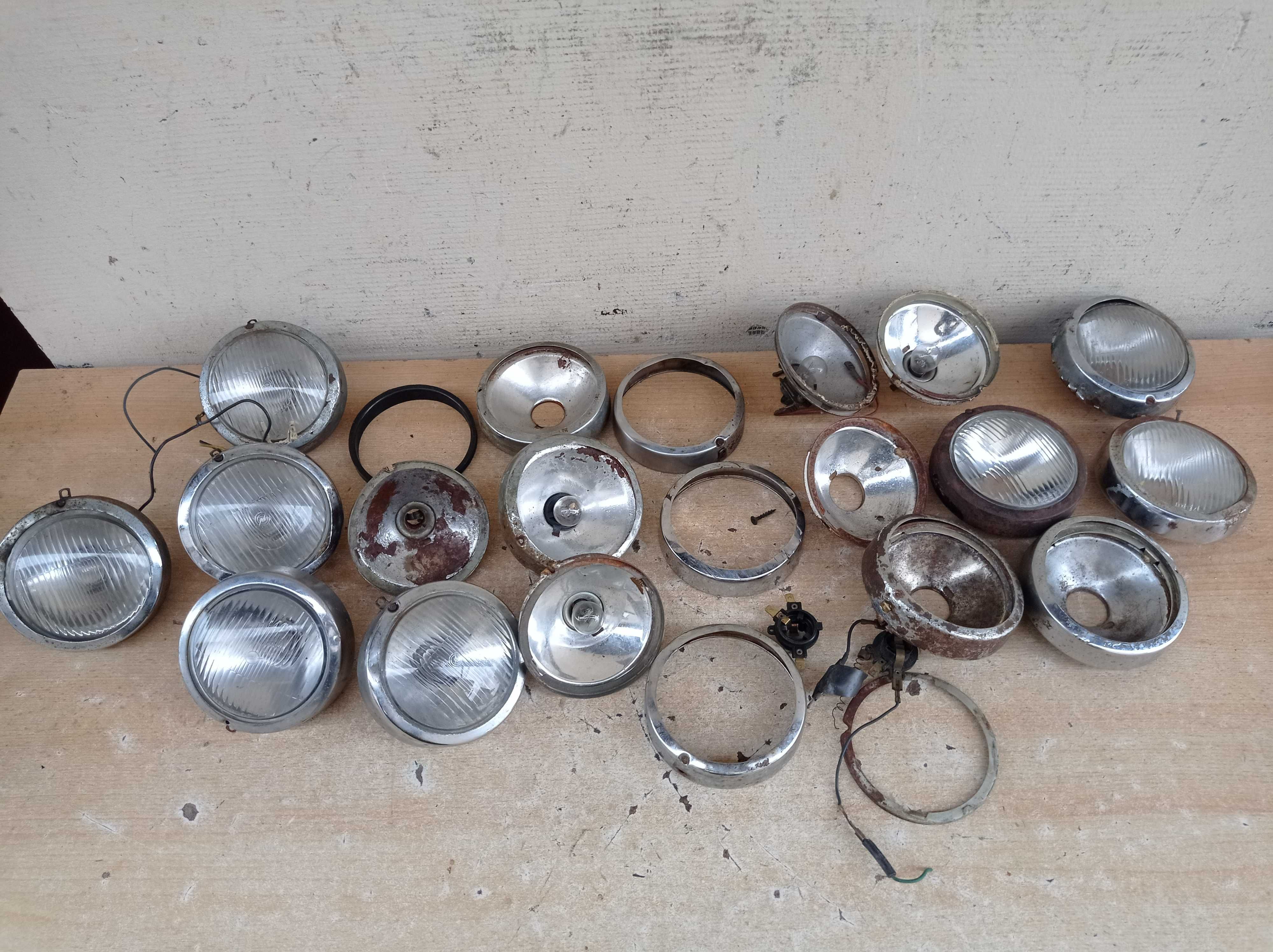 Lampy przód - motorynka - komar - Romet - części (25.3)