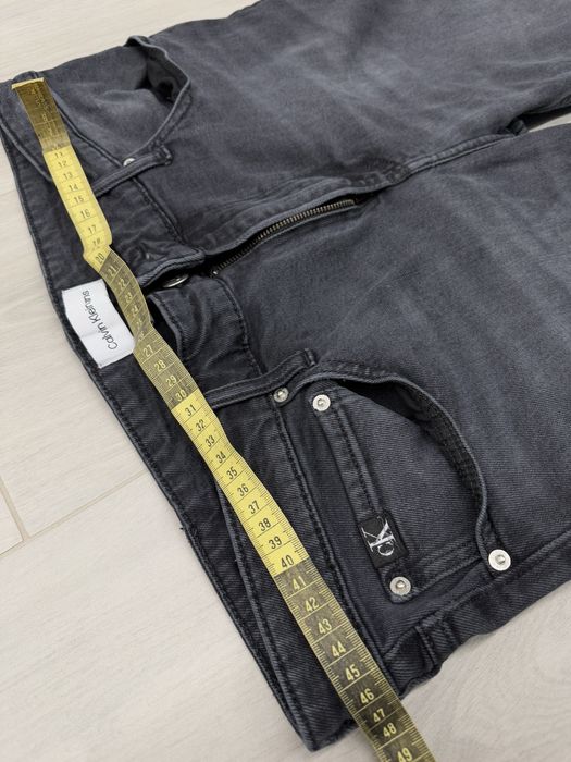 Продам Джинсы Calvin Klein