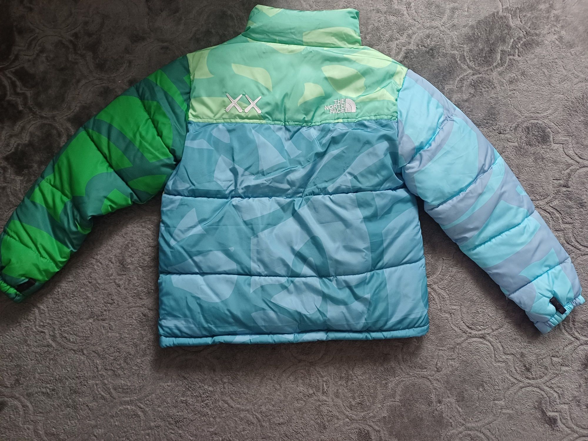kurtka zimowa kaws x tnf