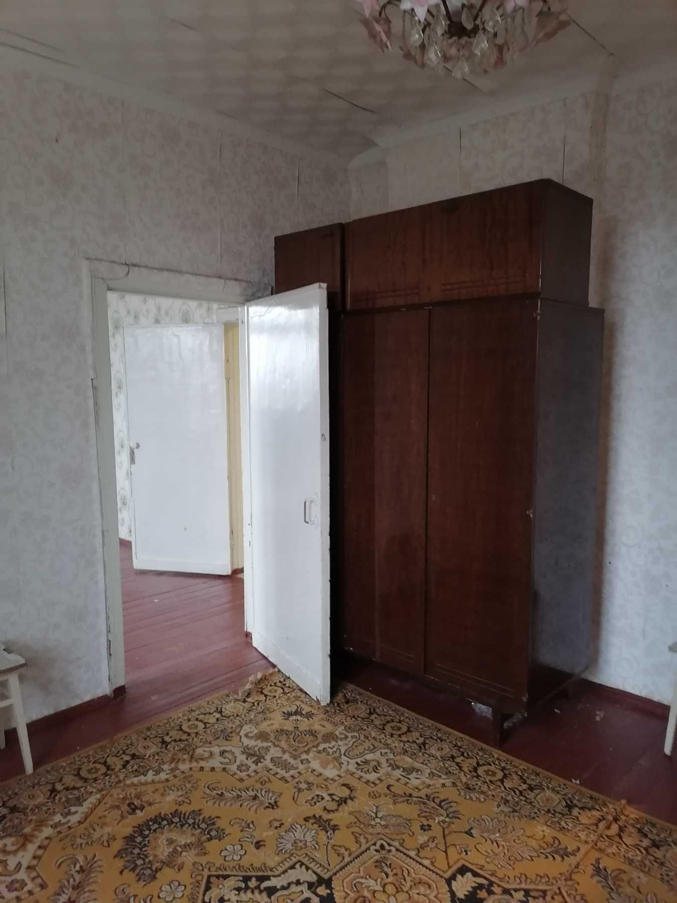 Продаж 2кім. квартири пл. Володимира Великого