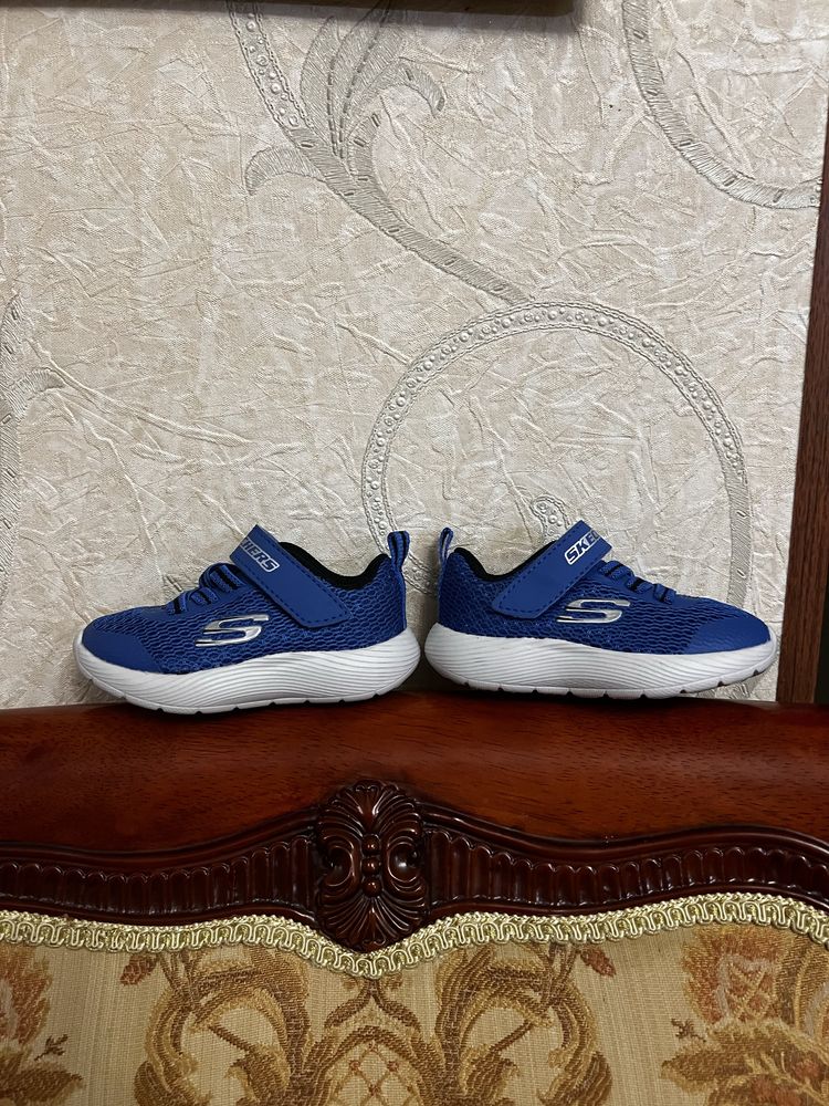 Кросівки дитячі Skechers оригінал