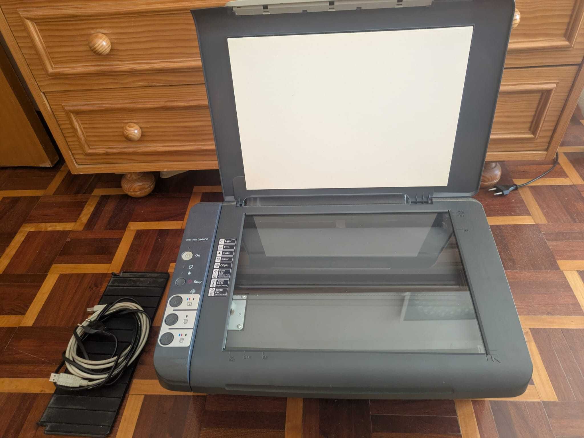 Impresssora EPSON DX4400 multifunções c/ scanner