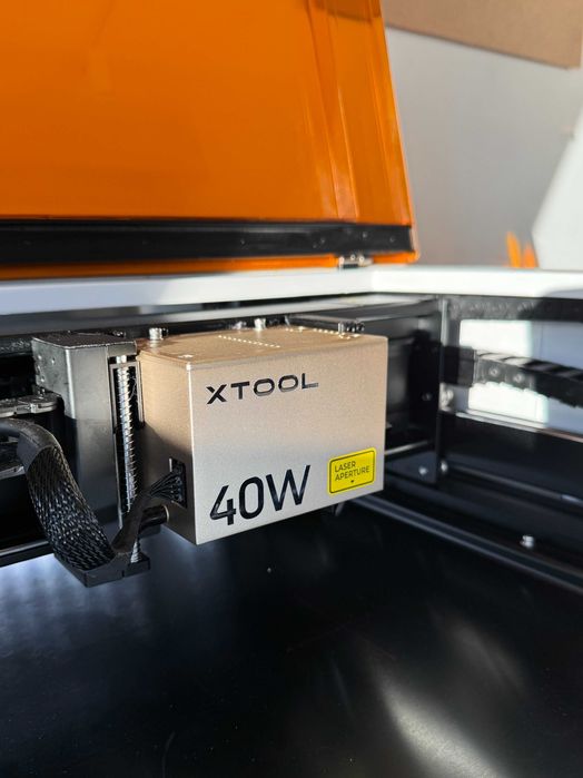 Grawerka i wycinarka laserowa xTool S1 40W wraz z oczyszczaczem xTool