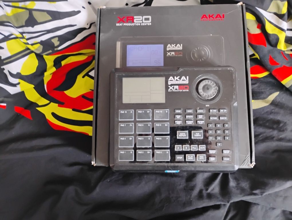 Akai Xr20 Groovebox/Automat Perkusyjny/Syntezator