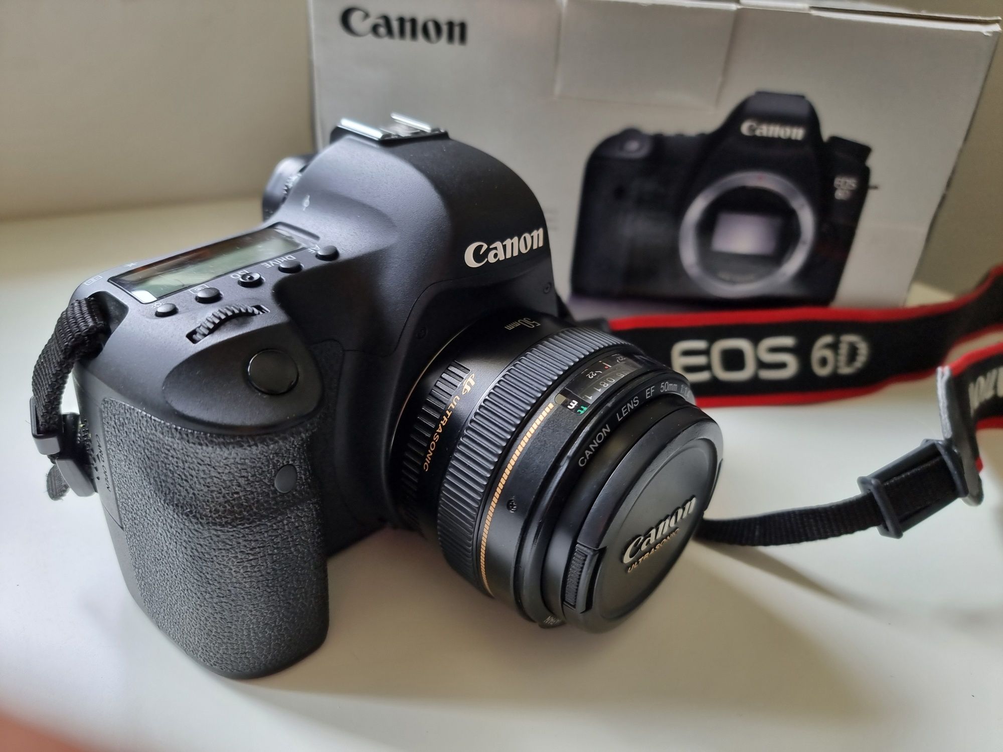 Canon EOS 6D w idealnym stanie