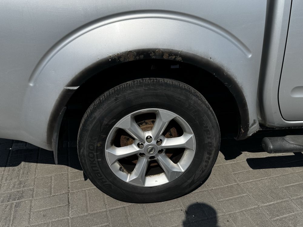 Продам авто, Nisan navara D40 2006 року. З обємом 2,5л.