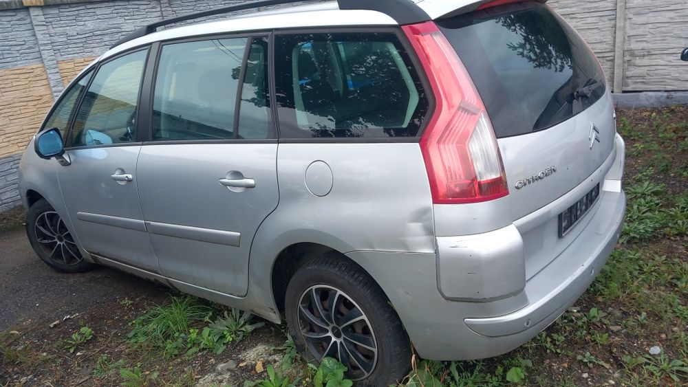 Citroen c4 grand picasso EZRC drzwi maska lampa cały na części